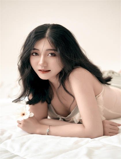 艺术的《重生后我以股市铸传奇》画质音效选择指南教科书式的：版本差异与体验优化，必看