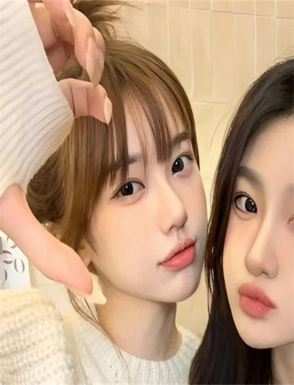 惊悚片深度解析：《女伶们》的人物塑造与情感表达 ——惊悚片的专业鉴赏